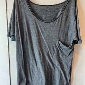 (Lrg) Lululemon Tee